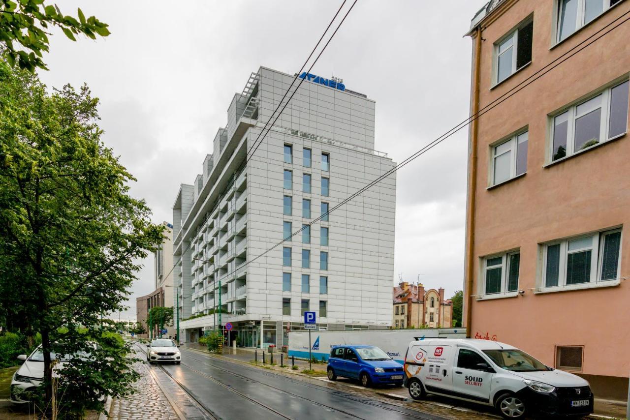 Apartments Poznan Towarowa By Noclegi Renters Exteriör bild